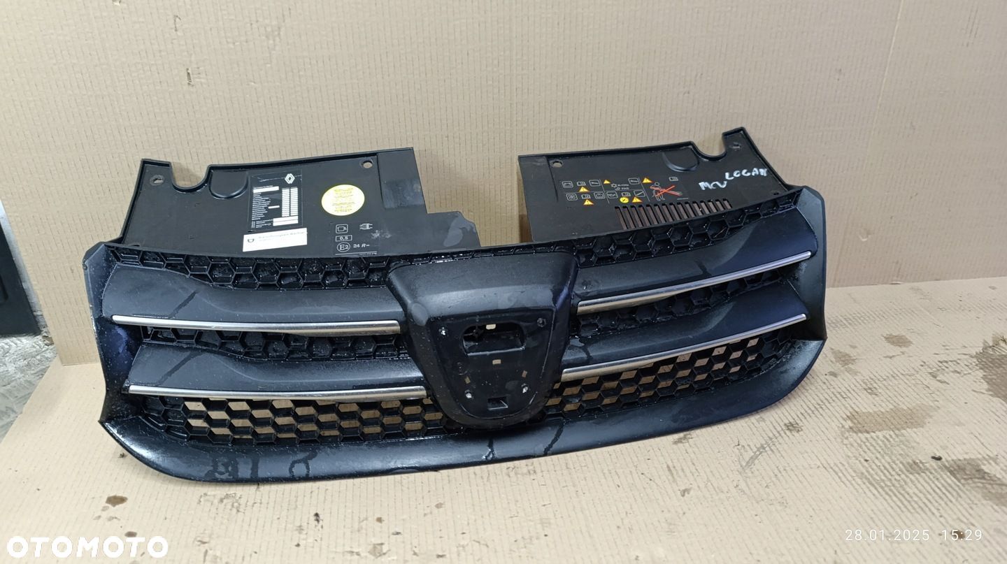 ATRAPA GRILL DACIA LOGAN MCV SANDERO STEPWAY 2012 - 1