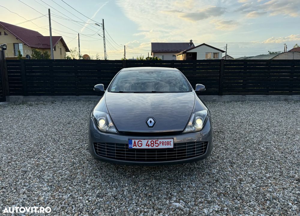 Renault Laguna dCi 150 FAP GT - 2