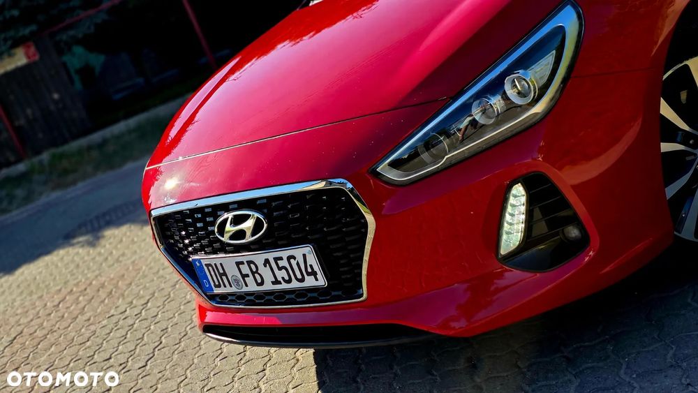 Hyundai i30 blue 1.6 CRDi Passion - 7