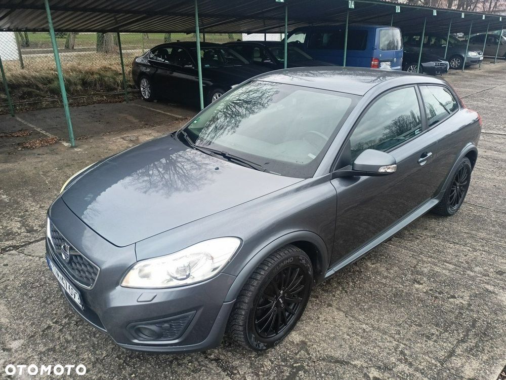 Volvo C30 2.0F - 19