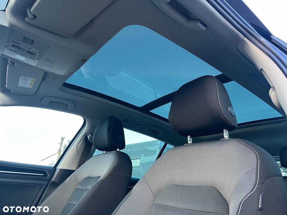 Volkswagen Golf 2.0 TDI BlueMotion Technology DSG Highline - 28