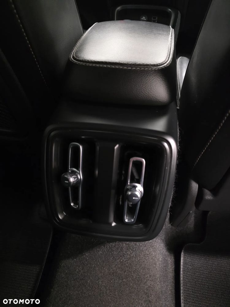 Volvo XC 40 D3 SCR Inscription - 20