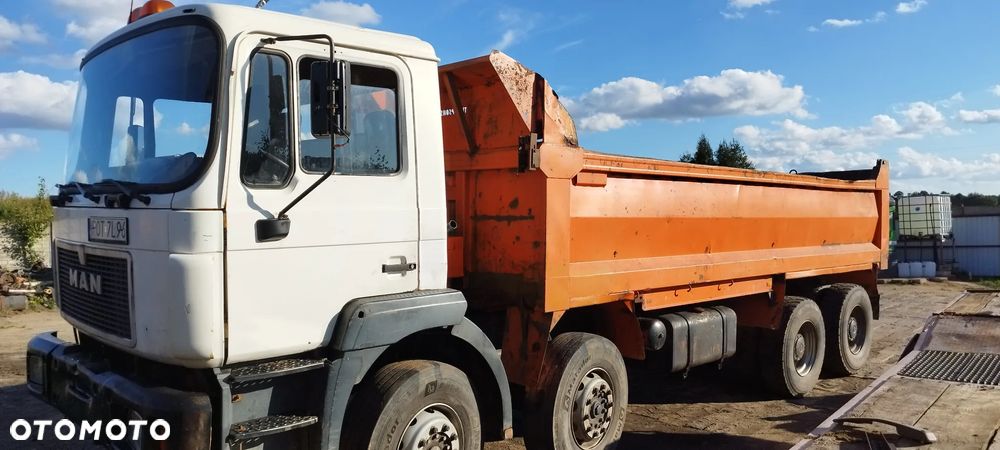MAN F2000 - 1