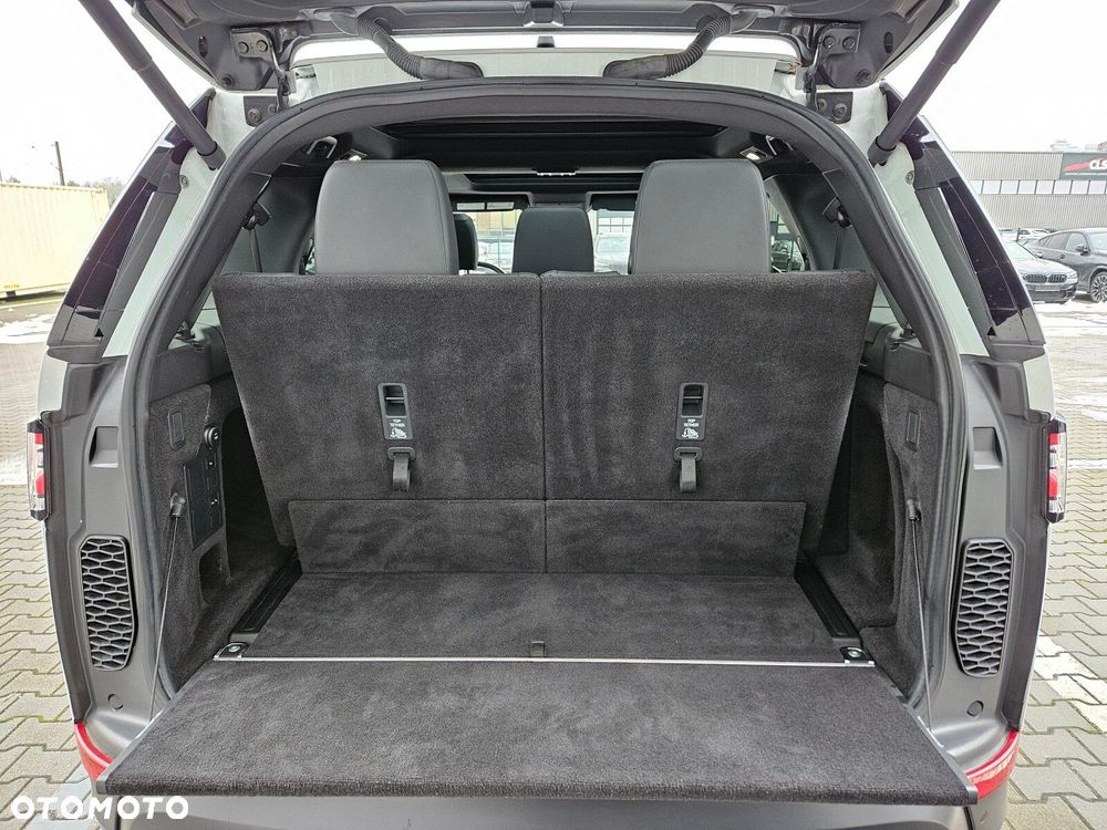 Land Rover Discovery 3.0 Si6 SE - 35