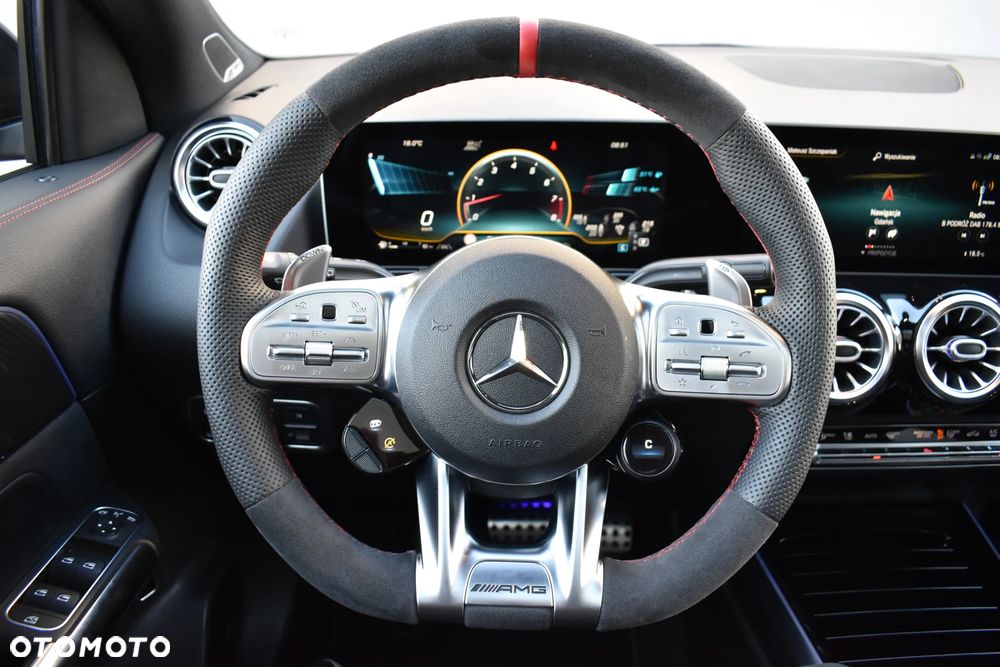 Mercedes-Benz GLA AMG 45 S 4Matic+ AMG Speedshift DCT 8G - 18