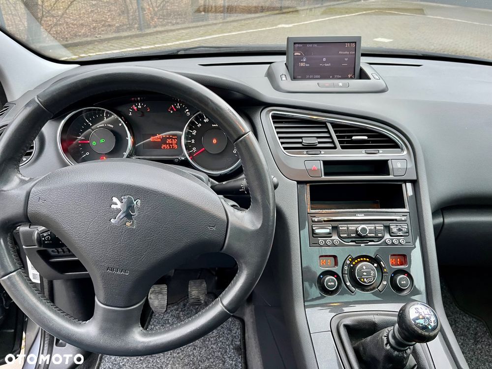 Peugeot 5008 HDI FAP 150 Allure - 18