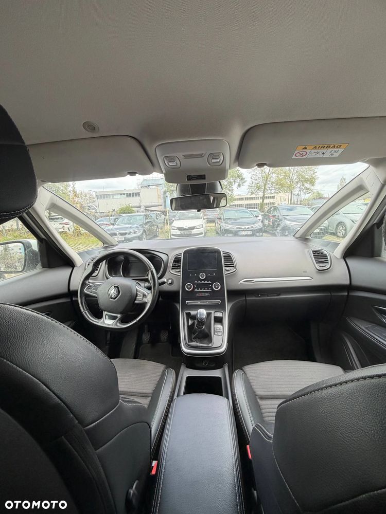 Renault Scenic - 9