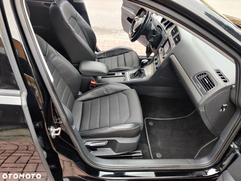 Volkswagen Golf Variant 1.6 TDI BlueMotion Technology DSG Comfortline - 25