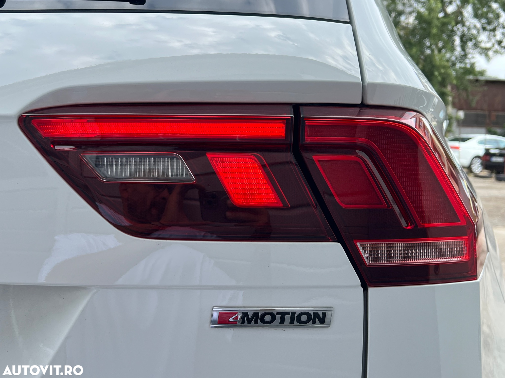 Volkswagen Tiguan 2.0 TDI DPF DSG Comfortline - 25
