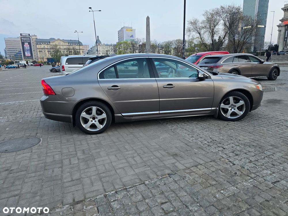 Volvo S80 2.4D5 Executive - 5