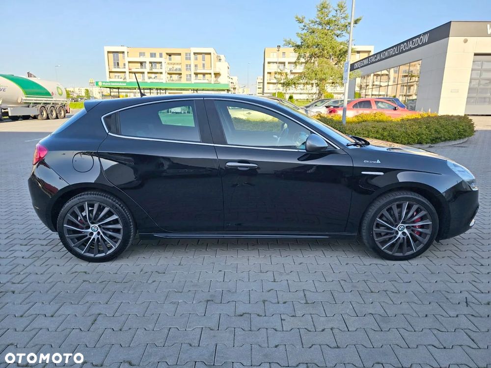 Alfa Romeo Giulietta - 6