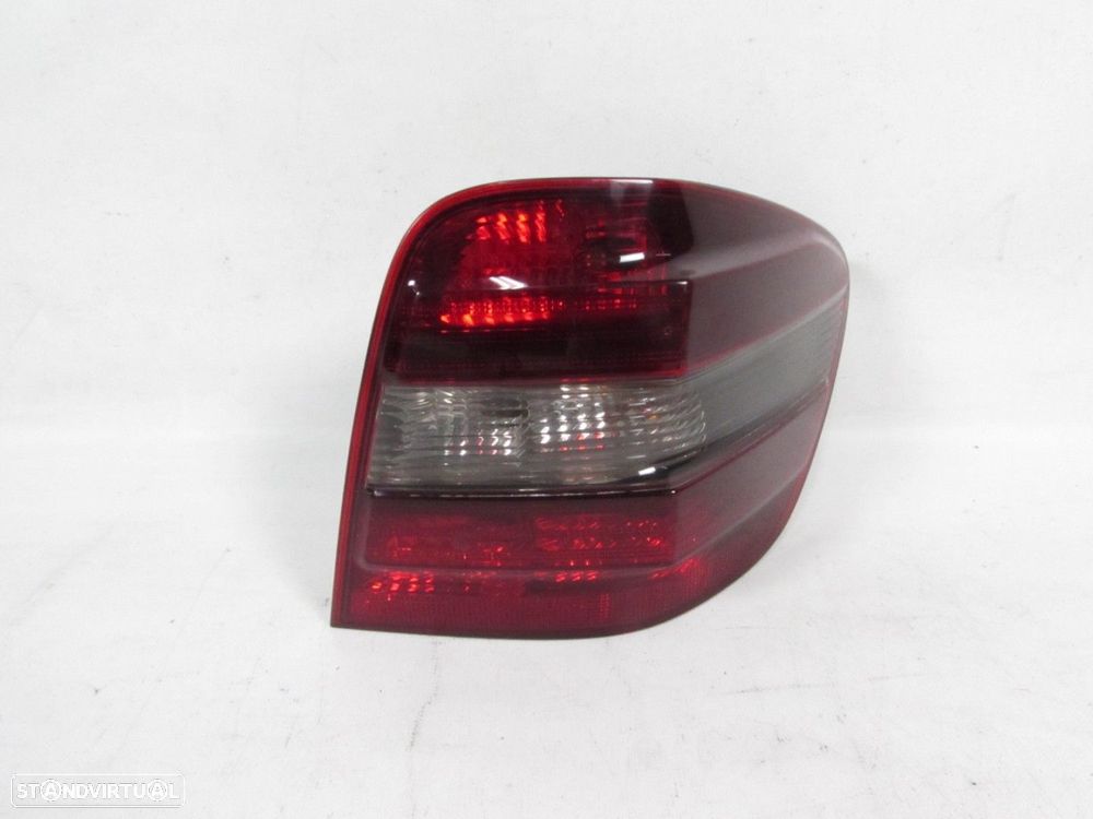 Farolim Direito/Trás Seminovo/ Original MERCEDES-BENZ M-CLASS (W164) A1649061200 - 2