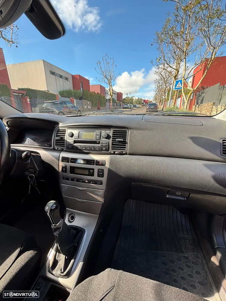 Toyota Corolla 2.0 D-4D Sol - 7