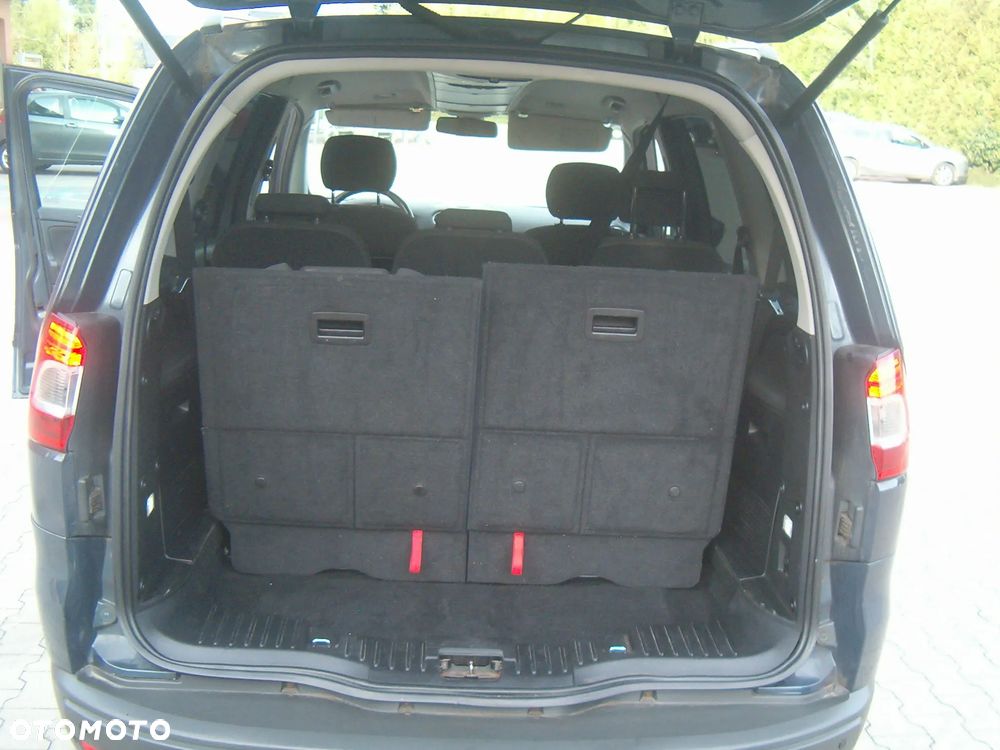 Ford Galaxy - 14