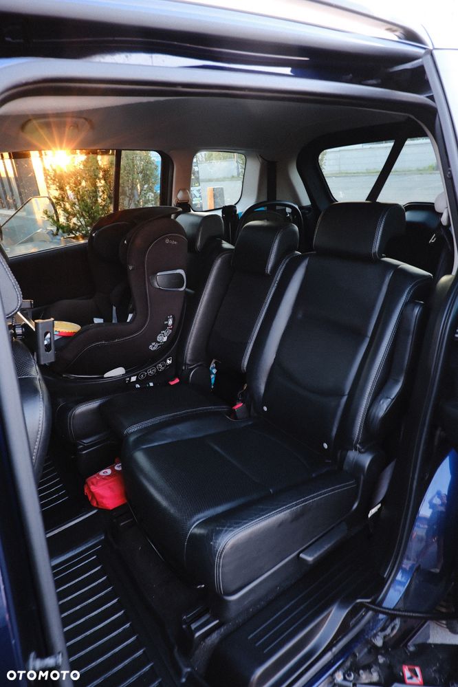 Mazda 5 2.0 Exclusive + - 15