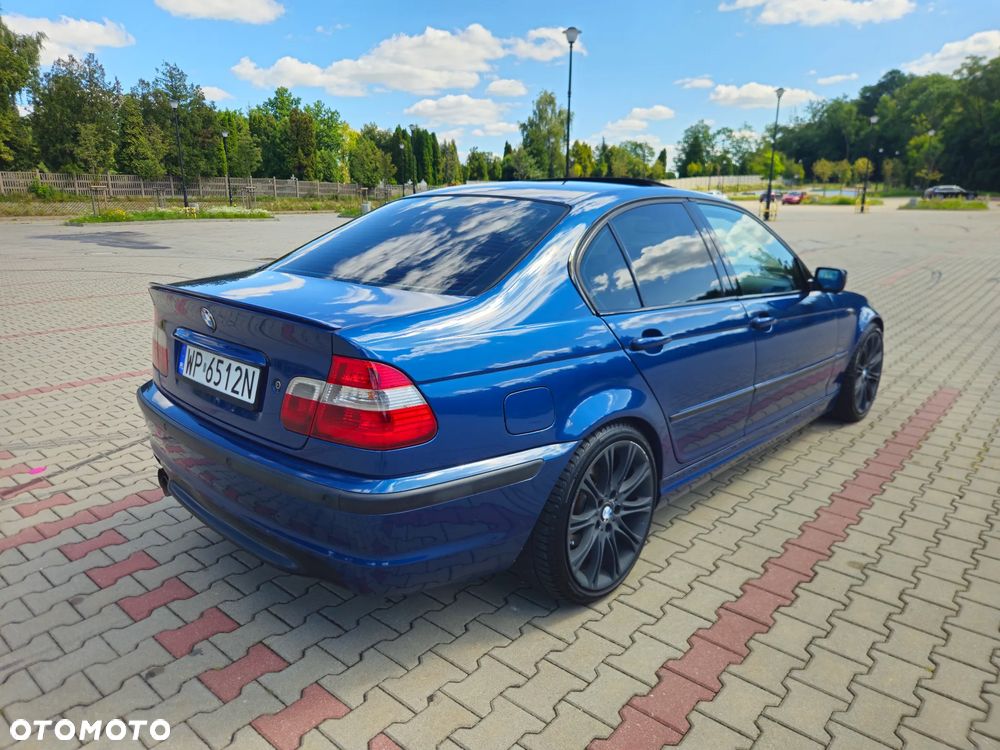 BMW Seria 3 325i - 4
