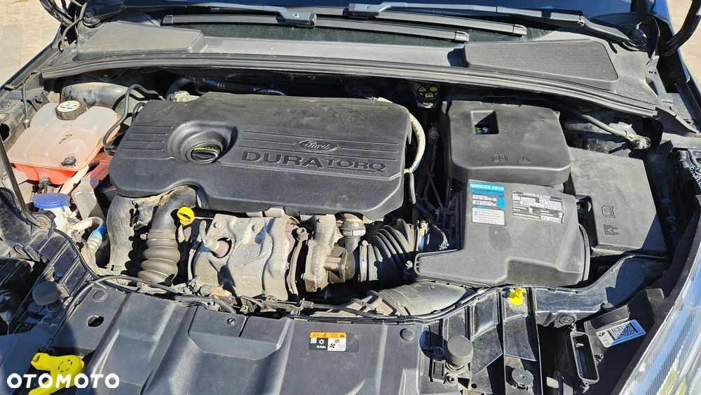 Ford Focus 1.5 TDCi SYNC Edition - 28