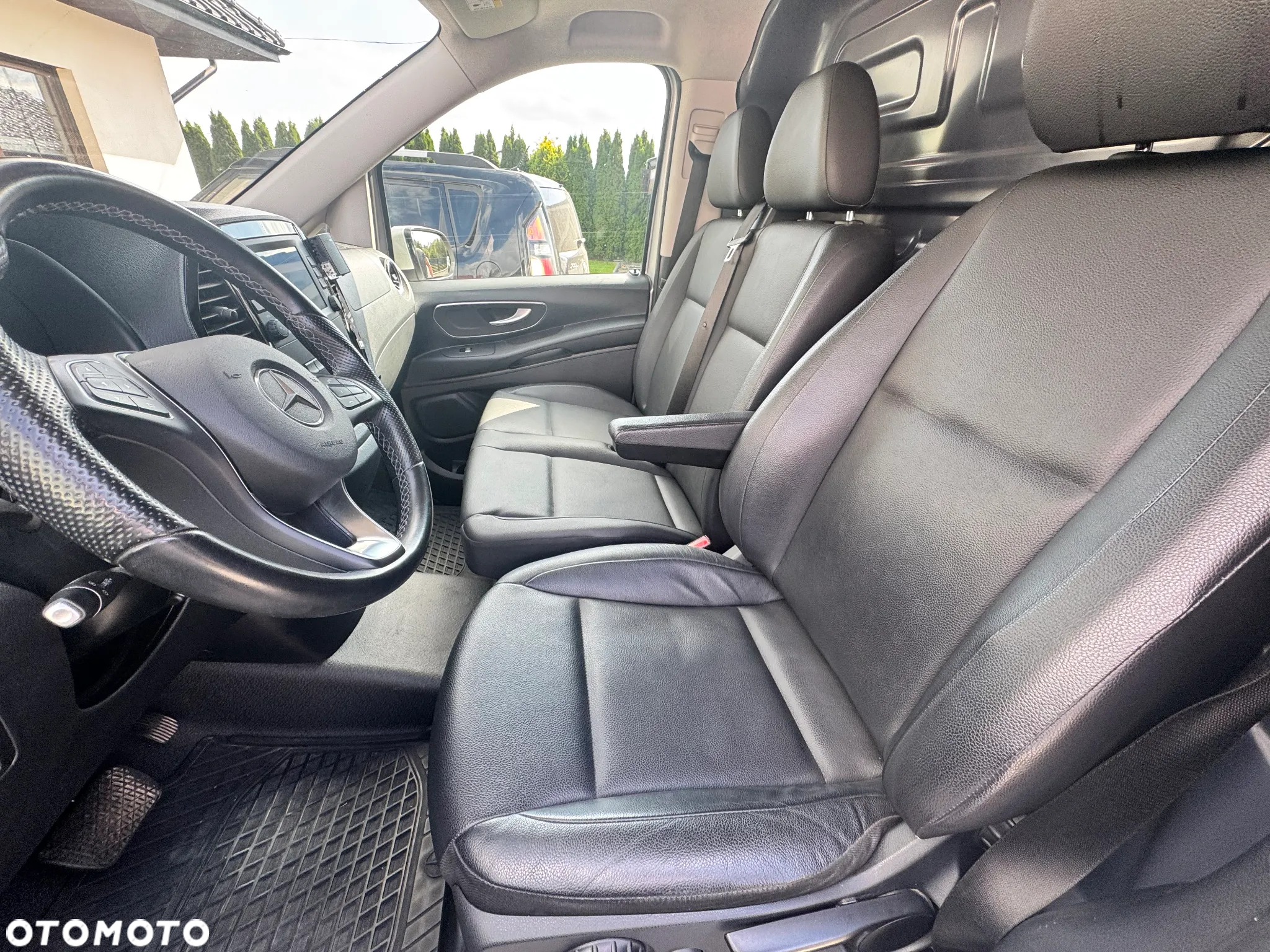 Mercedes-Benz VITO - 12