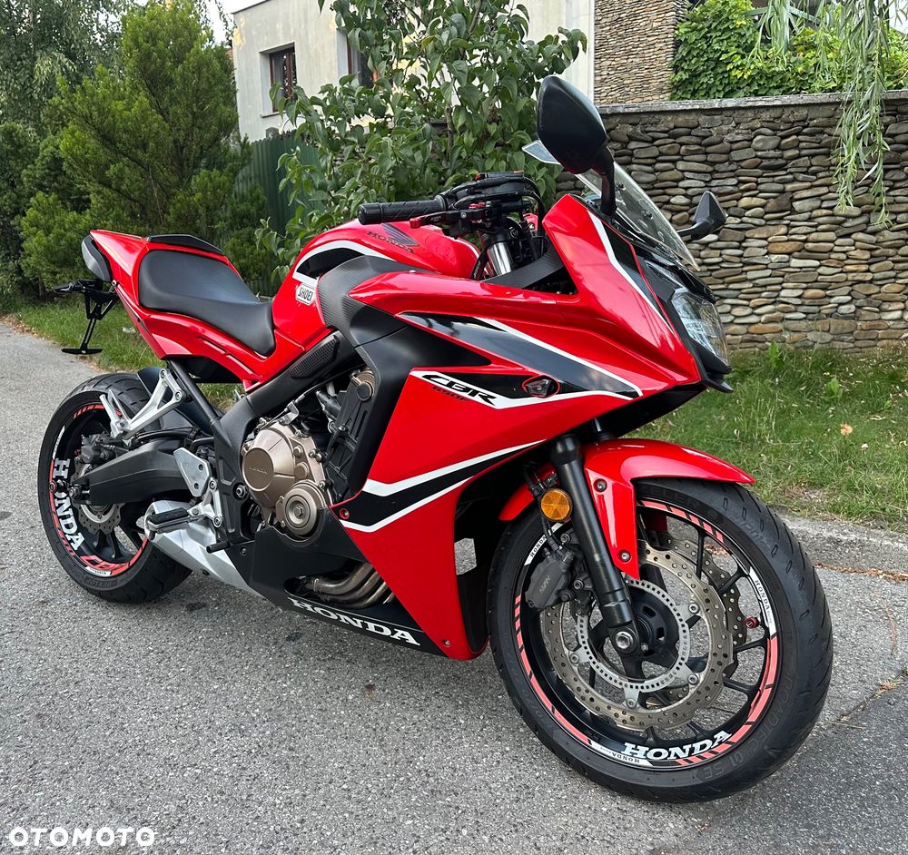 Honda CBR - 3