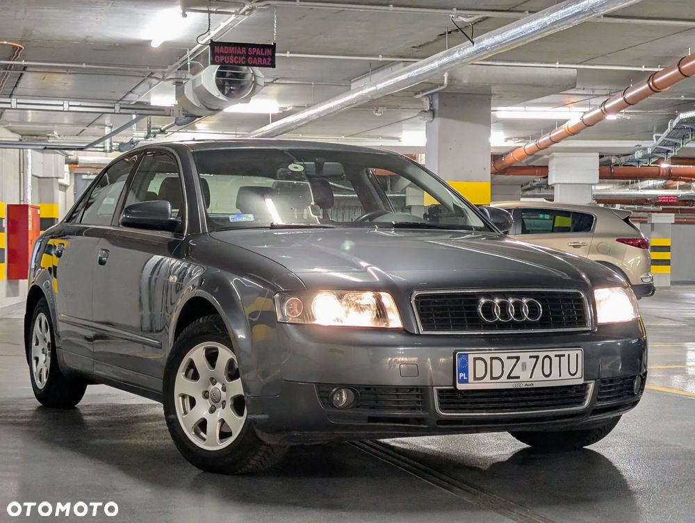 Audi A4 Limousine - 2