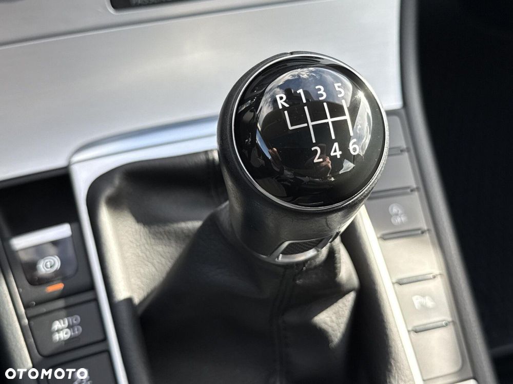 Volkswagen CC 2.0 TDI DPF BMT - 24