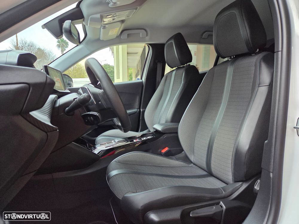 Peugeot 2008 PureTech 130 EAT8 Allure - 9