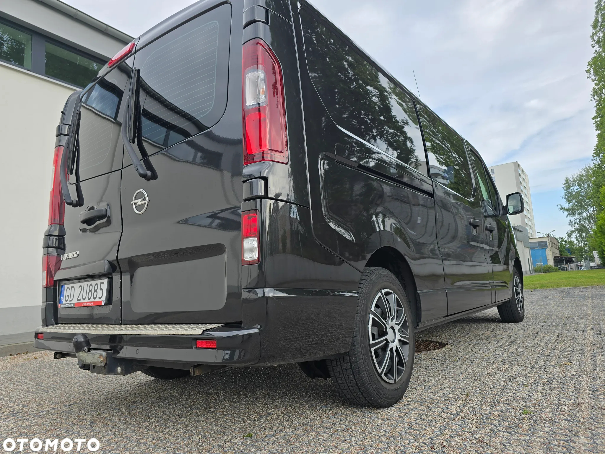 Opel Vivaro L2H1 2,9t Elegance - 37