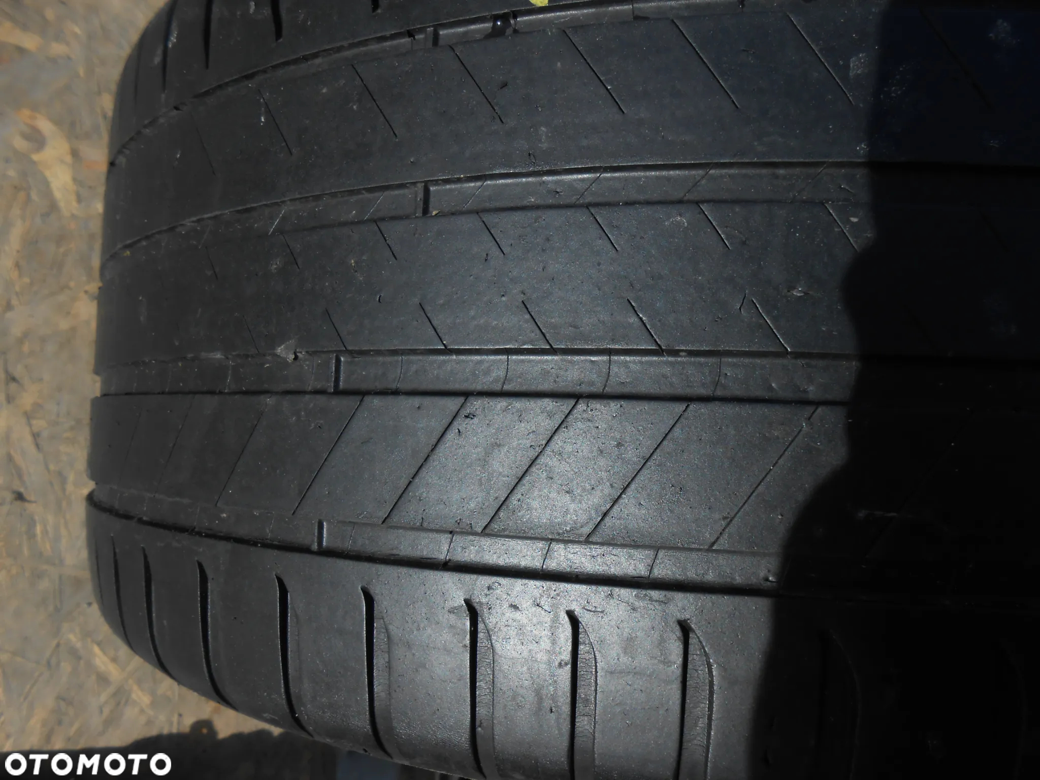 OPONY 295/40R20 Michelin Latitude Sport 3 NO DOT 0420 / 0116 5MM - 3