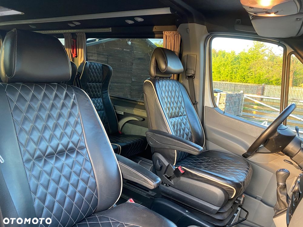 Mercedes-Benz SPRINTER 9 osób - 22