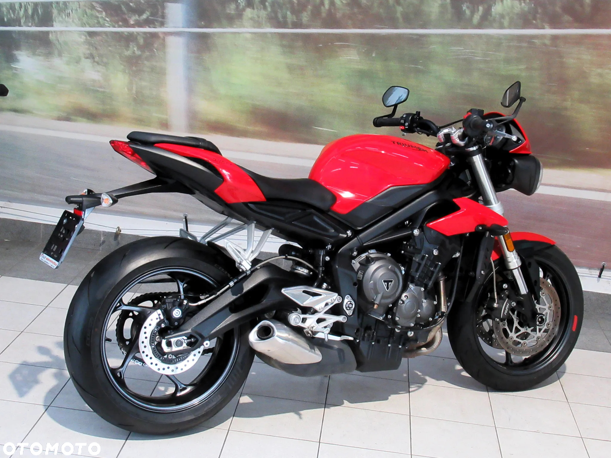 Triumph Street Triple - 5