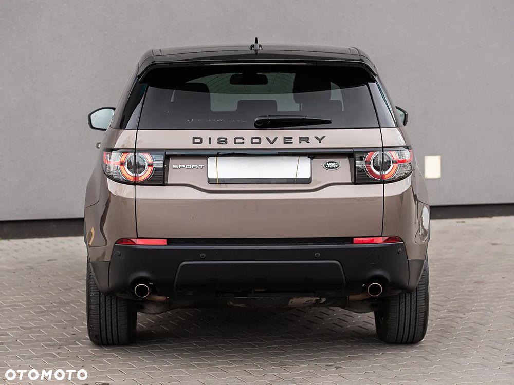 Land Rover Discovery Sport - 11