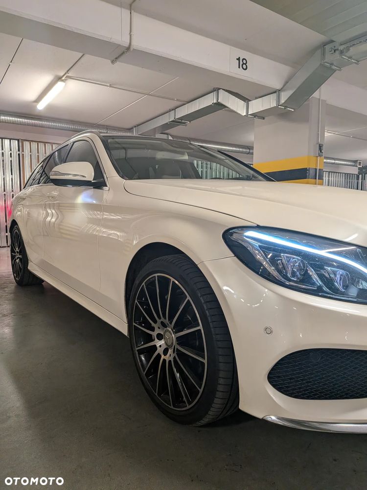 Mercedes-Benz C-Class 2015 photo 2