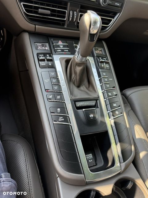 Porsche Macan - 5