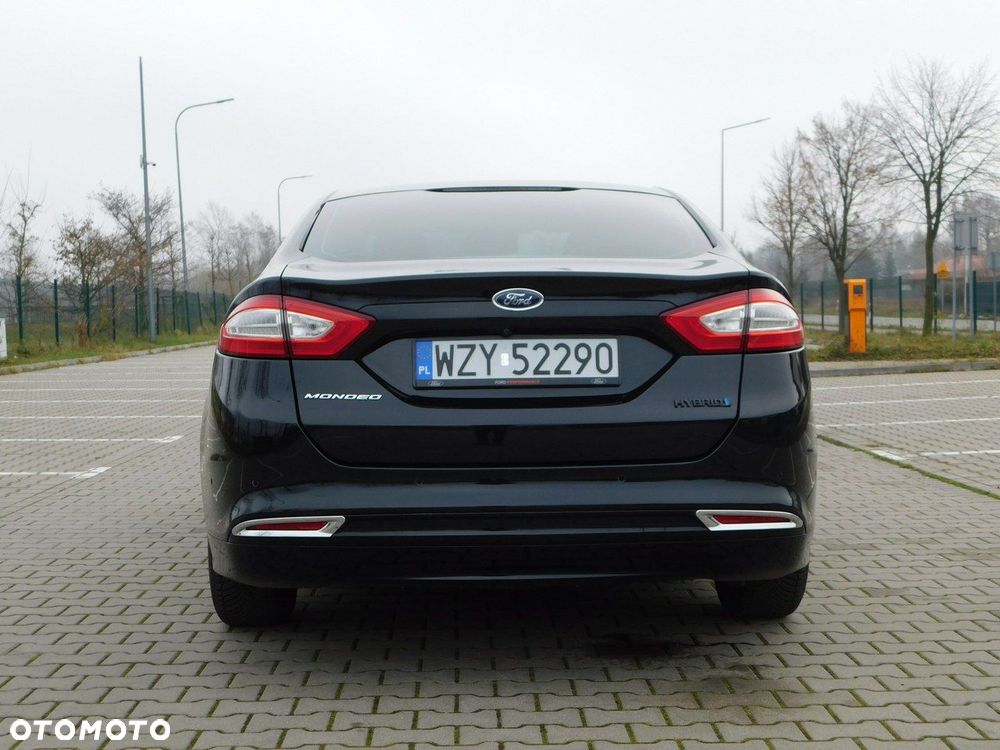 Ford Mondeo 2.0 Hybrid Titanium - 28