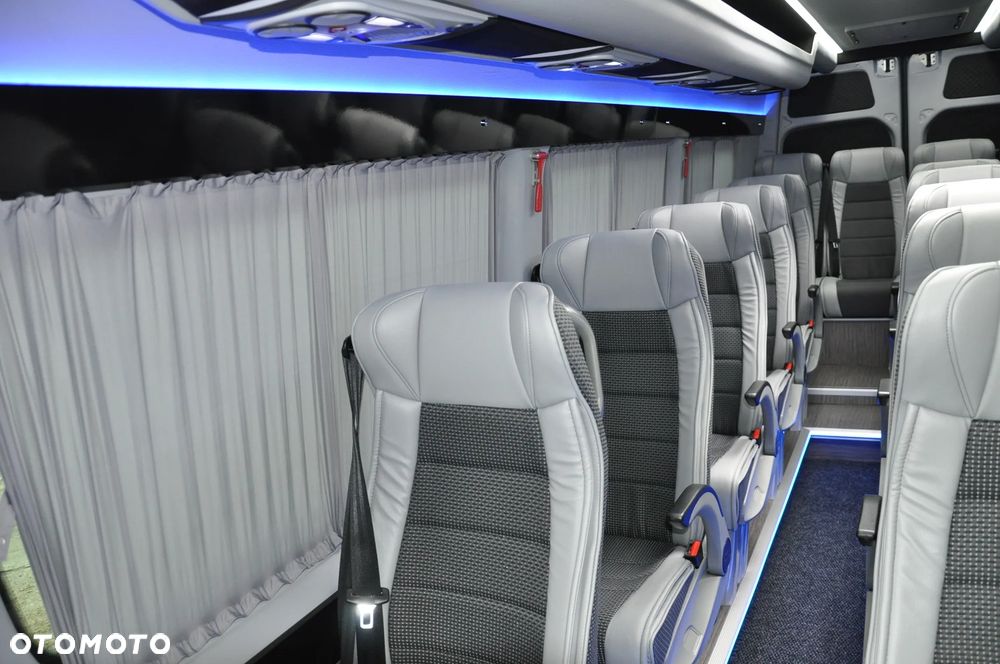 Mercedes-Benz Sprinter - 8