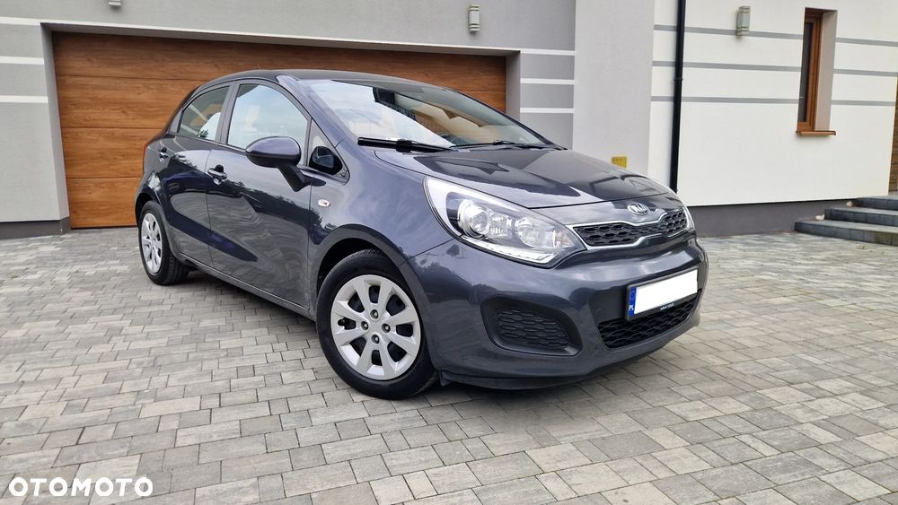 Kia Rio - 1