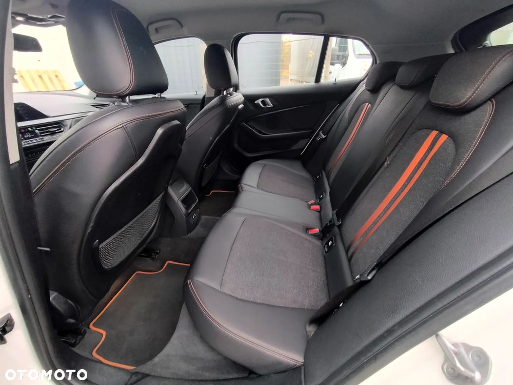 BMW Seria 1 118d Sport Line - 20