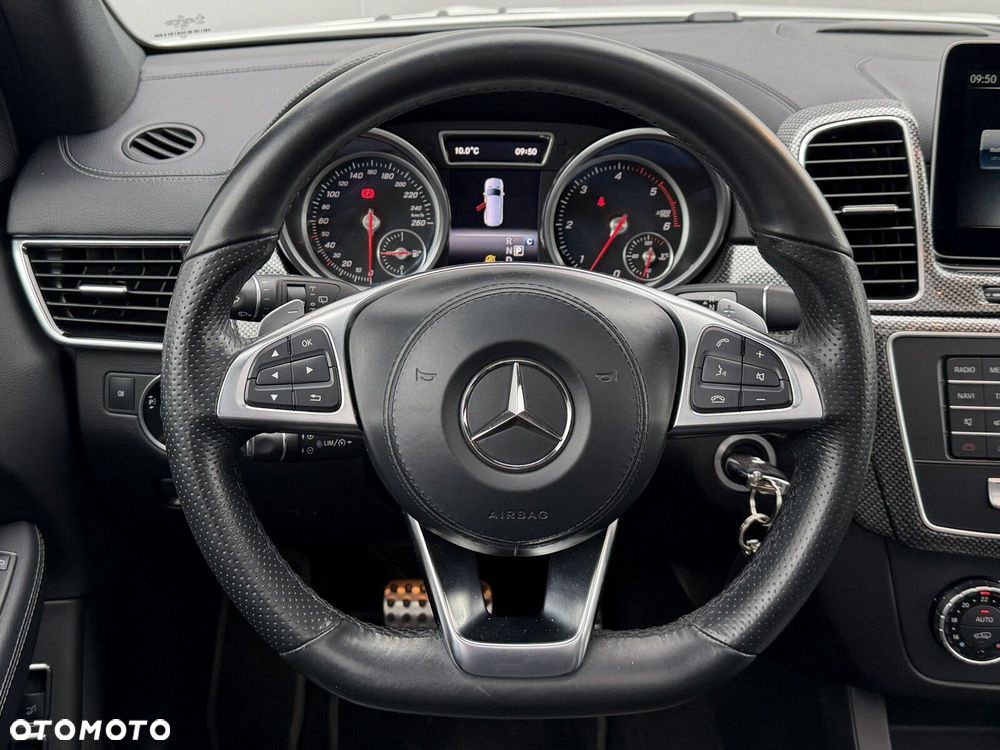 Mercedes-Benz GLS 350 d 4-Matic - 32