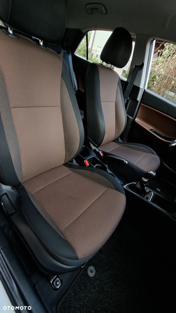 Hyundai i20 1.2 Fresh - 18