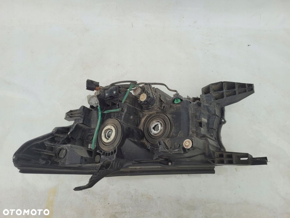 TOYOTA LAND CRUISER PRADO 18- LAMPA PRZOD PRAWA - 4