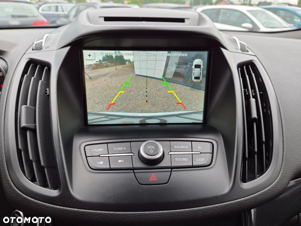 Ford Kuga 1.5 EcoBoost 2x4 ST-Line - 13