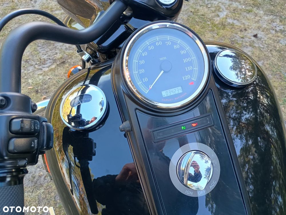 Harley-Davidson Touring Road King - 4