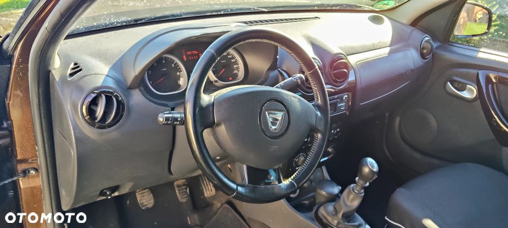 Dacia Duster 1.6 16V 105 4x4 Laureate - 12