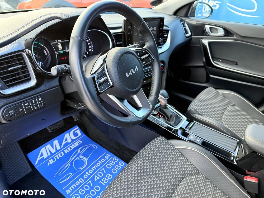 Kia Ceed 1.6 GDI PHEV L DCT - 16