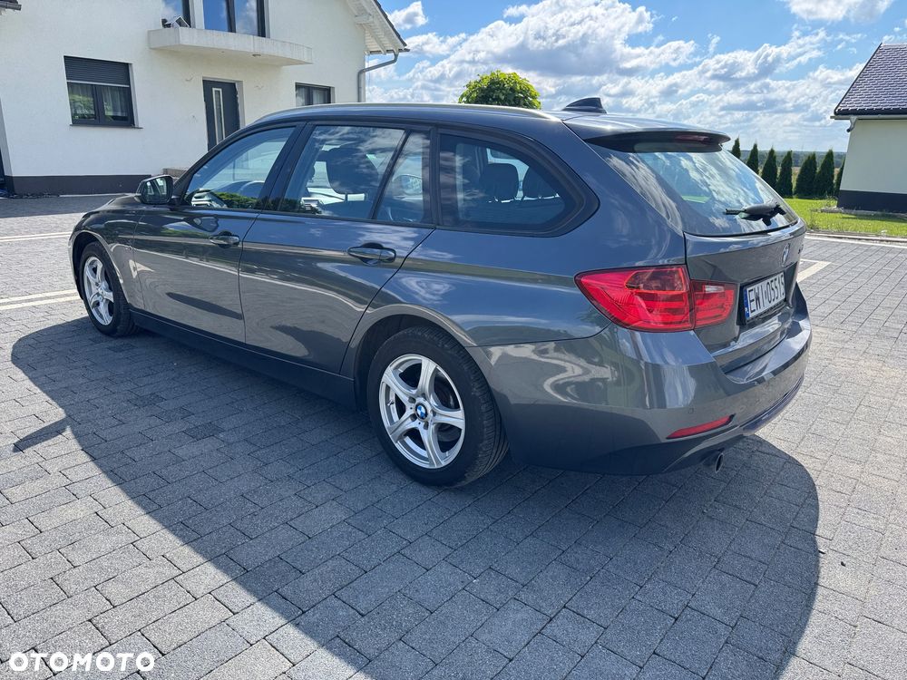 BMW Seria 3 318d Blue Performance Luxury Line - 13