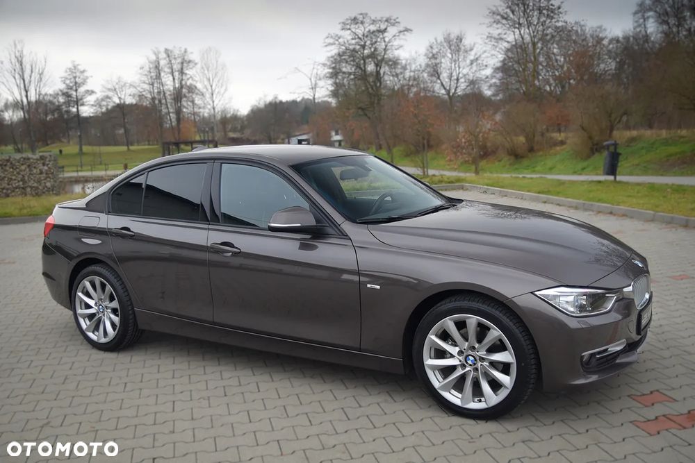 BMW Seria 3 316i Modern Line - 8