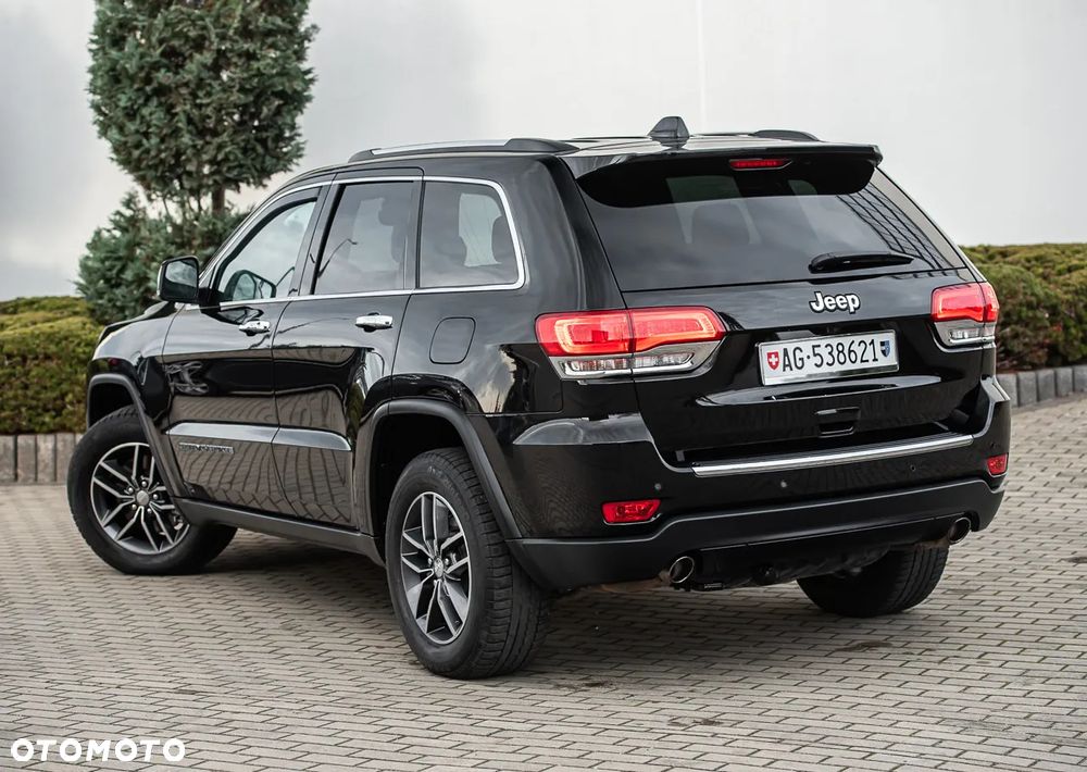 Jeep Grand Cherokee - 9