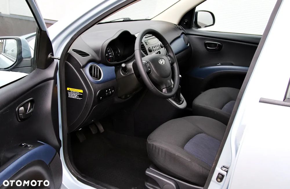 Hyundai i10 1.1 Premium - 12