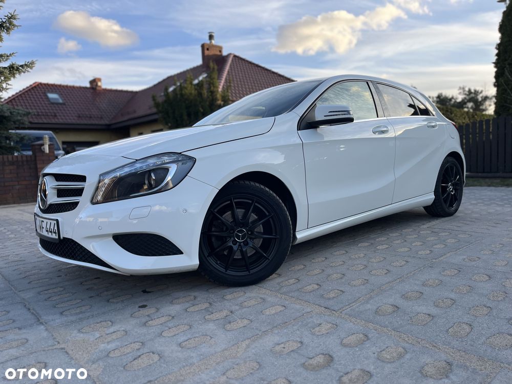 Mercedes-Benz Klasa A 180 7G-DCT Activity Edition - 29