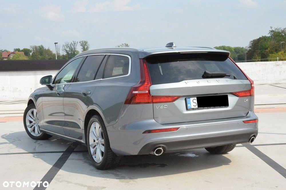 Volvo V60 D4 Geartronic Momentum - 14